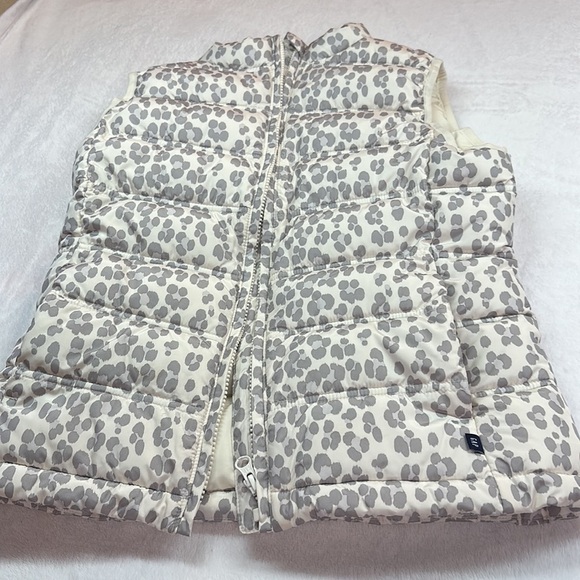 Gap Kids Cold Control Water-resistant Leopard Print Cream/Grey Vest XXL - Picture 10 of 10